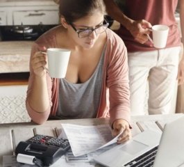 Découvrez Comment le Crédit Mutuel Simplifie le Rachat de Crédit