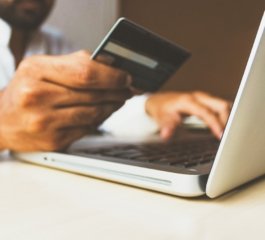 Faible score de crédit? Découvrez les clés pour obtenir le prêt adapté